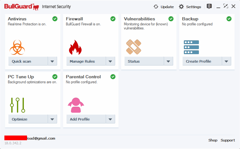 BullGuard Internet Security 2018 - Main Interface Screenshot